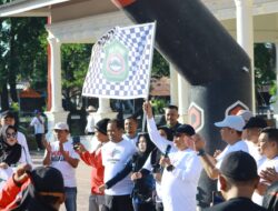 Bupati Takalar Lepas Peserta Gerak Jalan Santai Peringatan Hardiknas Tingkat Kab Takalar