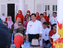 Bupati Takalar di Dampingi Wakil Bupati Takalar Lepas Peserta Gerak Jalan Indah dan Drum Band Tingkat Kab. Takalar