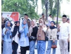 Diskominfo-SP Takalar Berbagi Takjil, Tebar Kepedulian di Bulan Suci Ramadan