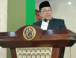 Salat Id di Masjid Agung Takalar, Daeng Manye Paparkan Capaian dan Visi Ekonomi Digital