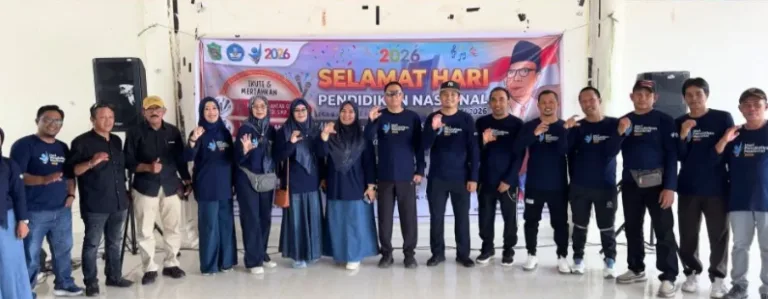 Wakil Bupati Takalar Lepas Ribuan Guru padaWakil Bupati Takalar Lepas Ribuan Guru pada