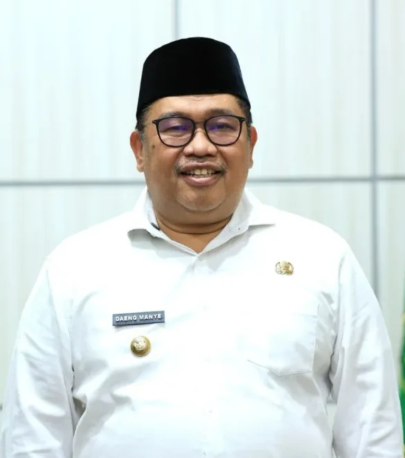 Bupati Takalar Daeng Manye Serahkan SK PLT, Enam Pejabat Terima Amanah Baru