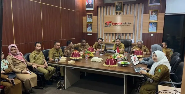 Wakil Bupati Takalar Pimpin Rakor Optimalisasi Pengentasan Kemiskinan, Tekankan Program Berdampak Nyata bagi Masyarakat