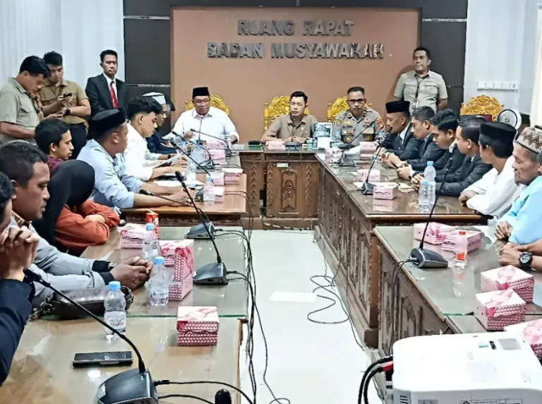 Bupati dan DPRD Takalar Duduk Bersama PT Tiran dan Warga Laikang: Tidak Ada Pabrik Nikel di Rencana Pembangunan