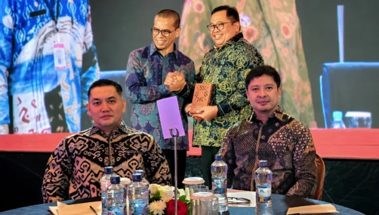 Bupati Takalar Terima Penghargaan Bergengsi di Cita Loka Fest 2026, Bukti Daerah Maju Lewat Inovasi dan Kolaborasi