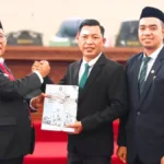 Paripurna DPRD Takalar, Daeng Manye dan Pimpinan Dewan Tandatangani Persetujuan KUA-PPAS 2026